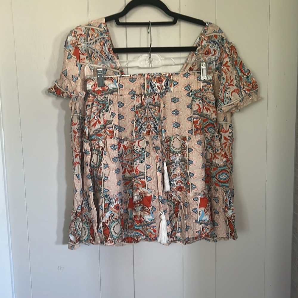 NWOT no brand name blouse and skirt, size M, multi color design